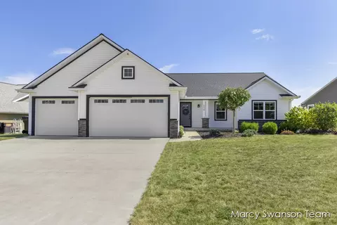 6638 Bradenwood Dr, Hudsonville, MI 49426