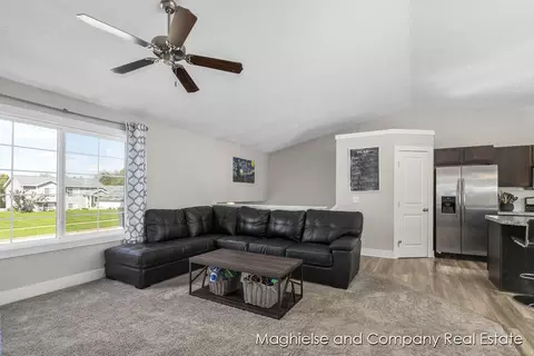 1834 143rd Ave, Dorr, MI 49323 photo 8