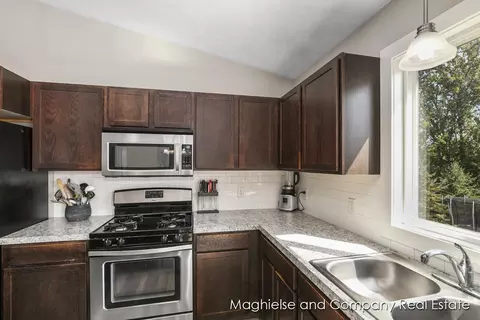 1834 143rd Ave, Dorr, MI 49323 photo 12
