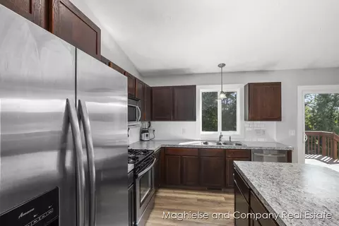 1834 143rd Ave, Dorr, MI 49323 photo 10