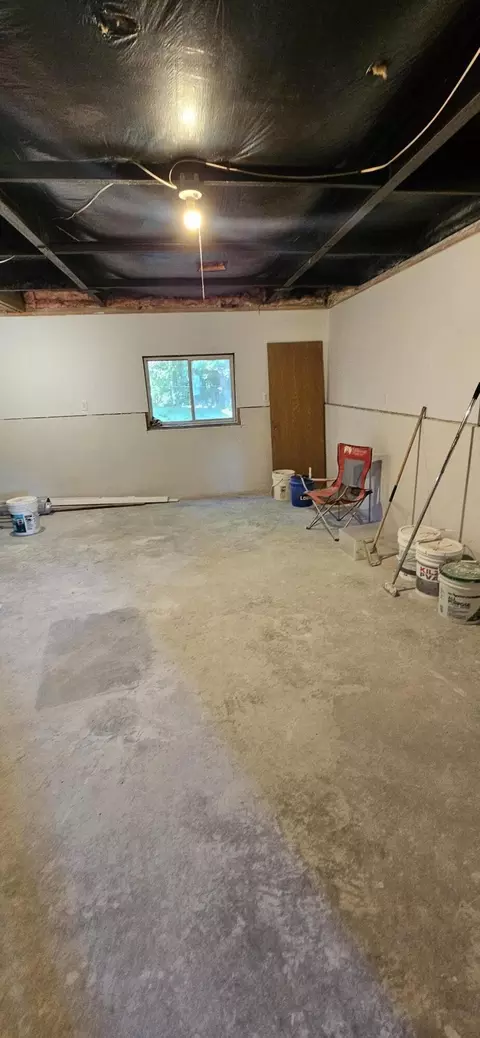 529 Brigham St, Plainwell, MI 49080 photo 13