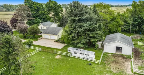 3983 Chickering Rd, Belding, MI 48809 photo 2