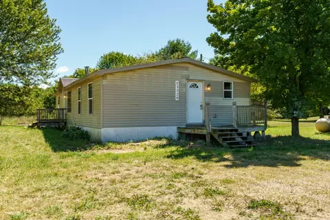 13329 36th St S, Vicksburg, MI 49097