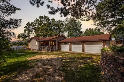 13739 Carefree Dr, Battle Creek, MI 49017