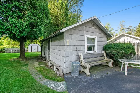 6404 E Lake Ln, Sawyer, MI 49125 photo 15
