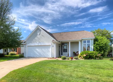 788 Holly Creek Dr #4, Holland, MI 49423