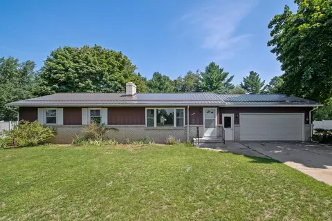 3482 Lo-al Dr, Ravenna, MI 49451