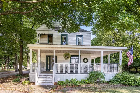 506 St Joseph St, Union City, MI 49094