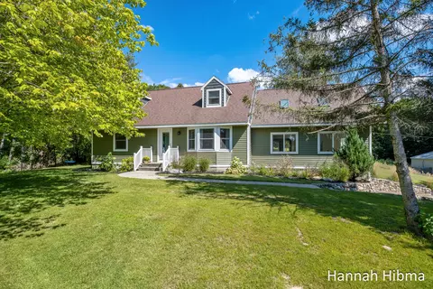 6226 Myers Lake Ave NE, Rockford, MI 49341