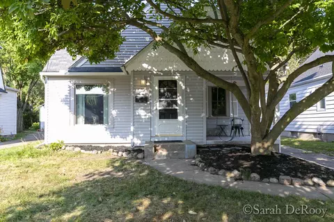 837 Van Buren Ave NW, Grand Rapids, MI 49504