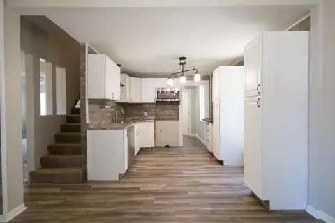360 E Main St, Springport, MI 49284 photo 5