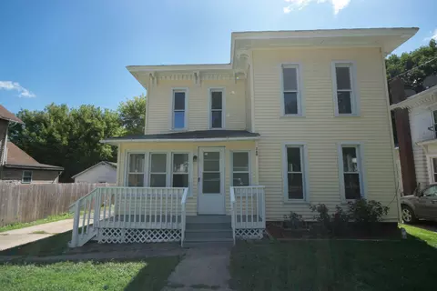 360 E Main St, Springport, MI 49284 photo 1