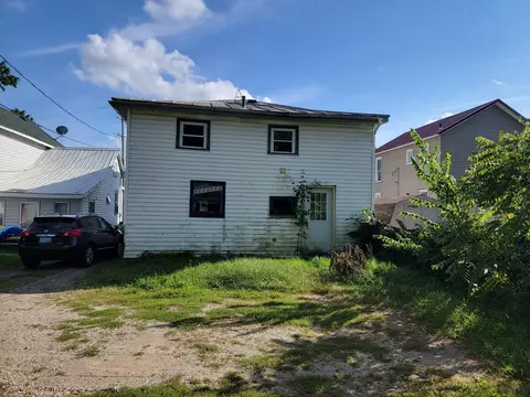 158 E Adams St, Ionia, MI 48846 photo 16