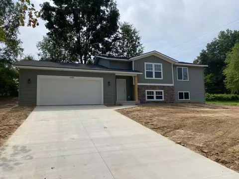 3481 Gray Fox Ln, Allegan, MI 49010