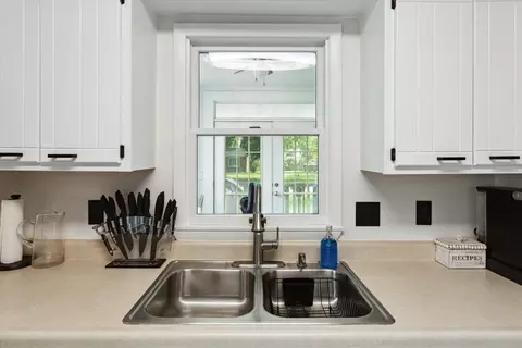 238 Wright St, Jackson, MI 49203 photo 9