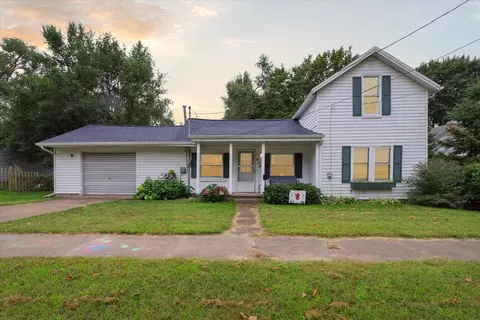 215 E Center St, Belding, MI 48809