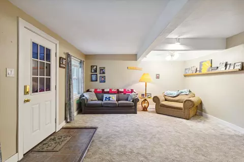 215 E Center St, Belding, MI 48809 photo 9