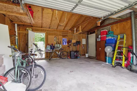 215 E Center St, Belding, MI 48809 photo 41