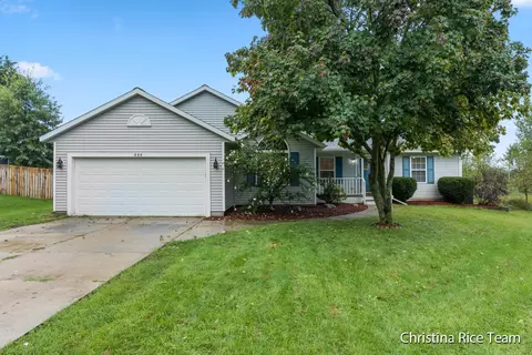 444 12 Mile Rd NE, Rockford, MI 49341