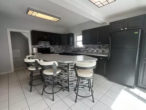 785 Crescent Rd, Jackson, MI 49203 photo 9