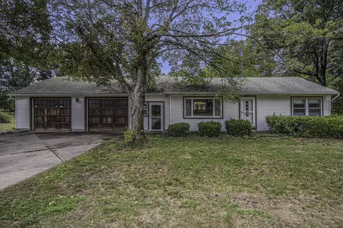 847 Jones St, Muskegon, MI 49442