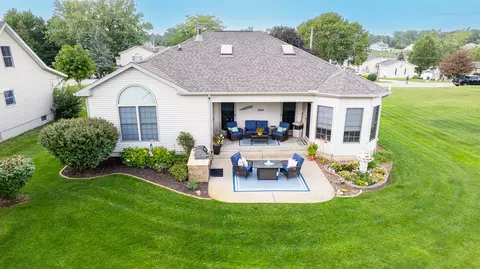 14375 Limerick Ln, Cement City, MI 49233