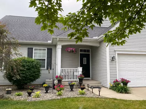 7028 Bolingbrook Dr, Portage, MI 49024