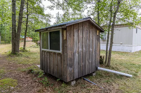 3825 E Buchanan St, White Cloud, MI 49349 photo 33