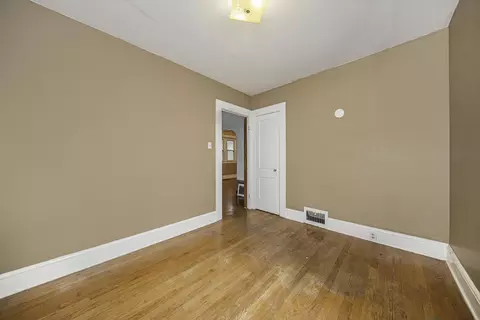 511 Adams St, Jackson, MI 49202 photo 13