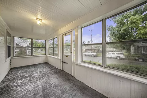 511 Adams St, Jackson, MI 49202 photo 4