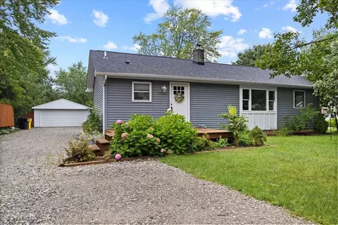 970 Burlingham St, Oxford, MI 48371
