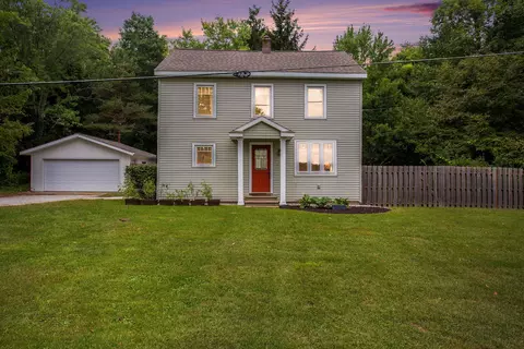 7567 Warner St, Allendale, MI 49401