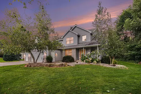 8700 Pleasant Meadows Dr NE, Rockford, MI 49341