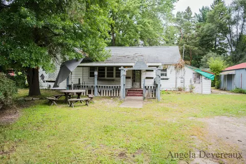 985 S Sheridan Rd, Stanton, MI 48888 photo 2