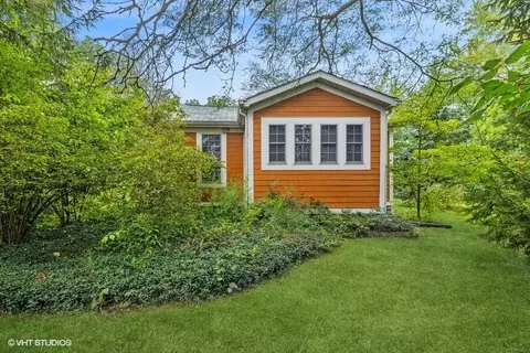 17612 Avery Rd, Three Oaks, MI 49128