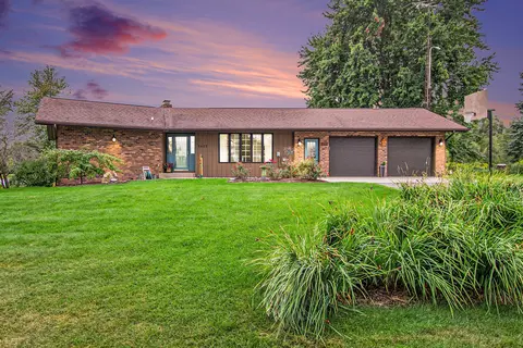 5455 Pike Dr, Fremont, MI 49412
