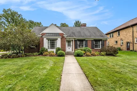2430 Foster Ave NE, Grand Rapids, MI 49505