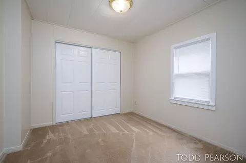 945 Water St, Belding, MI 48809 photo 17
