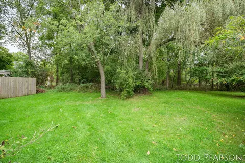 945 Water St, Belding, MI 48809 photo 6