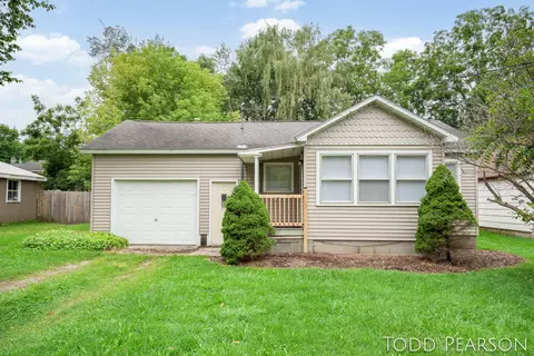 945 Water St, Belding, MI 48809 photo 2