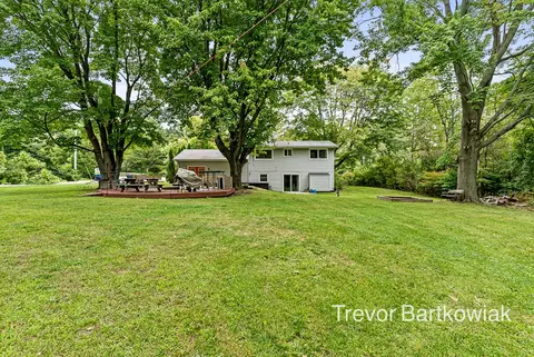 16615 148th Ave, Spring Lake, MI 49456 photo 3