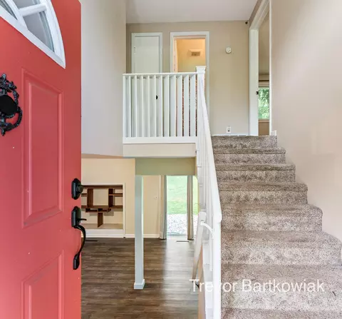 16615 148th Ave, Spring Lake, MI 49456 photo 5