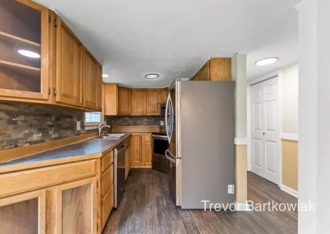 16615 148th Ave, Spring Lake, MI 49456 photo 10