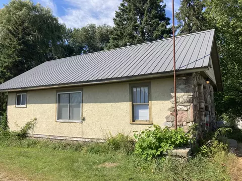 123 Eleventh St, Edmore, MI 48829 photo 2