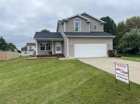 1320 Kristina Dr, Charlotte, MI 48813