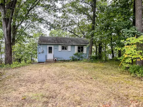10584 Delihant Rd, Three Rivers, MI 49093