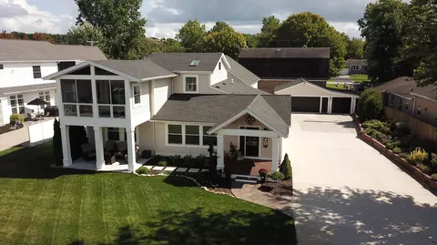 529 S Shore Dr, Caledonia, MI 49316