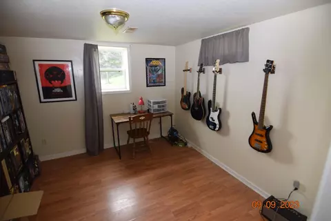 1018 E Central Rd, Quincy, MI 49082 photo 14