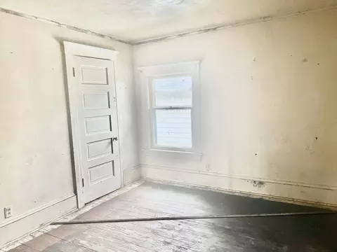 808 Cooley Pl, Jackson, MI 49203 photo 11