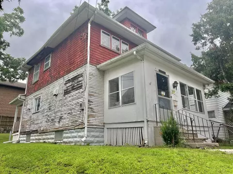 808 Cooley Pl, Jackson, MI 49203 photo 4